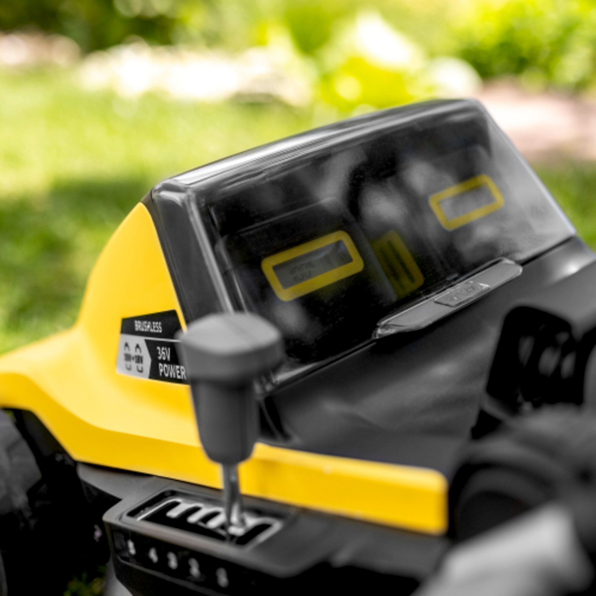 Акумуляторна газонокосарка LMO 4-18 Dual Battery Set - Зображення 2