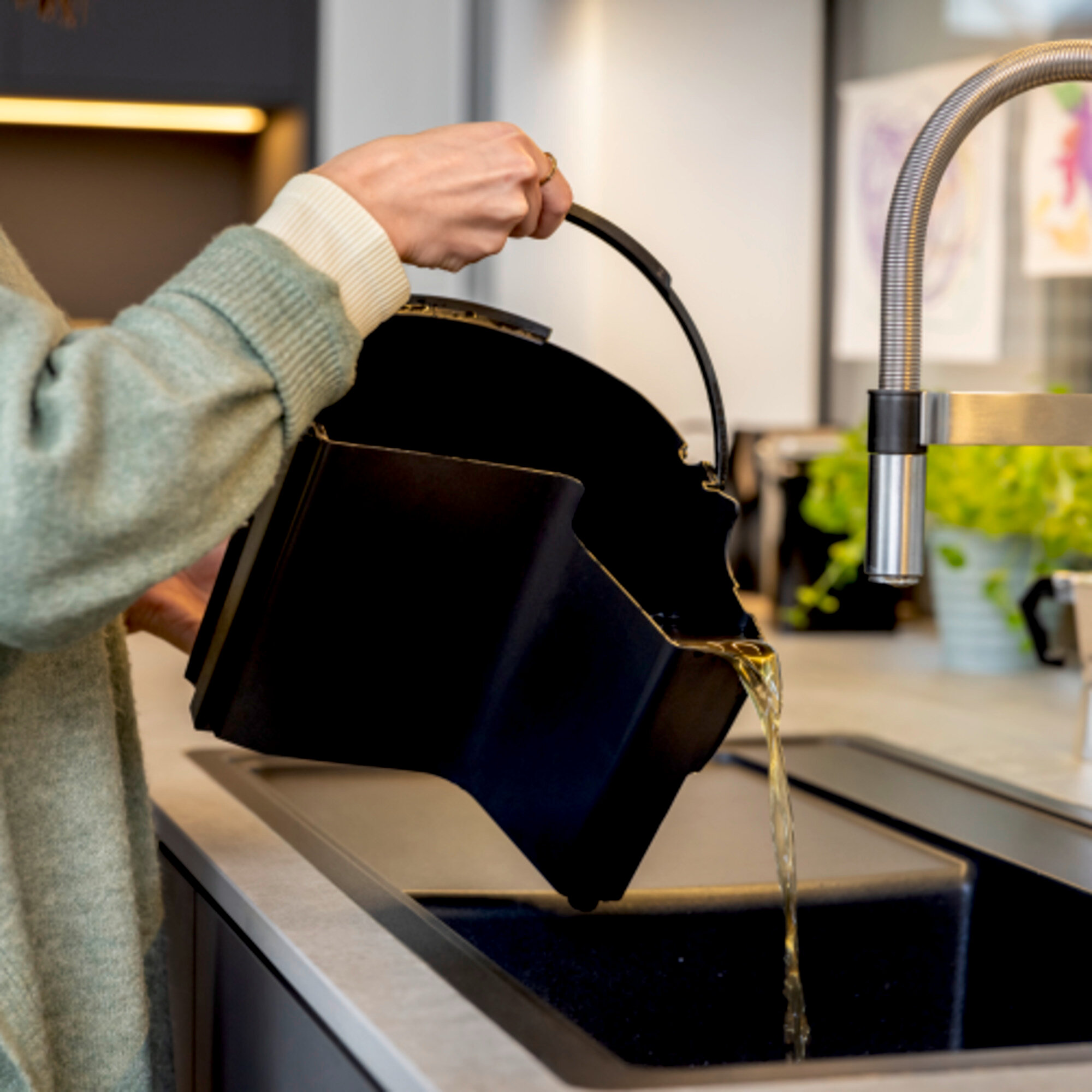 Миючий пилосос SE 6 Signature Line - Зображення 4